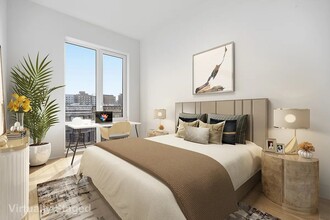 379 Hawthorne St, Unit 3K in Brooklyn, NY - Foto de edificio - Building Photo