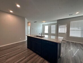 14816 Slippery Falls Cir in Oklahoma City, OK - Building Photo - Building Photo