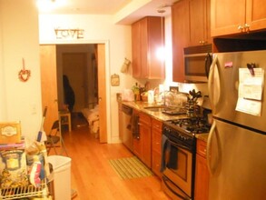 64 Louis Prang St, Unit 4 in Boston, MA - Building Photo - Building Photo