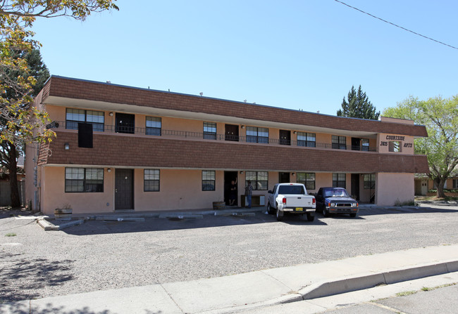 2415 Espanola St NE in Albuquerque, NM - Foto de edificio - Building Photo