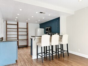 8432 Basin Cir in Huntington Beach, CA - Building Photo - Building Photo