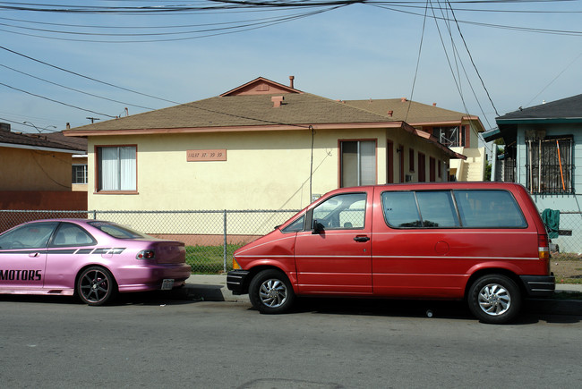 11037-11039 Larch Ave in Inglewood, CA - Building Photo - Building Photo