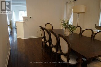 21 Asner Ave in Vaughan, ON - Building Photo - Building Photo