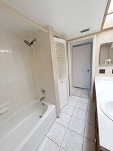 217 Woodlake Wynde in Oldsmar, FL - Building Photo - Building Photo