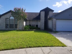 6925 Fawn Ridge Dr in Corpus Christi, TX - Building Photo - Building Photo
