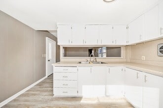 5201 Amos Reeder Rd in Boonsboro, MD - Building Photo - Building Photo