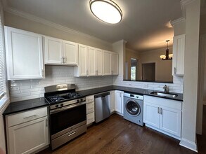 312 Lee St in Evanston, IL - Foto de edificio - Building Photo