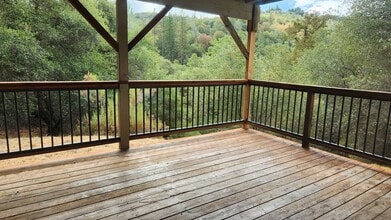 13599 Sun Forest Dr in Penn Valley, CA - Building Photo - Building Photo