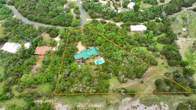 9854 Weir Lp Cir in Austin, TX - Building Photo - Building Photo