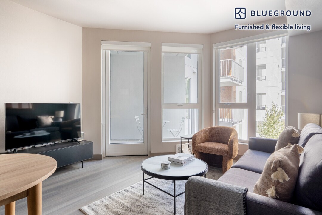 3510 Beacon Ave-Unit -FL2-ID978 in Fremont, CA - Building Photo