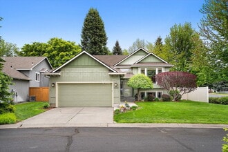5229 S Altamont Ln in Spokane, WA - Building Photo - Building Photo
