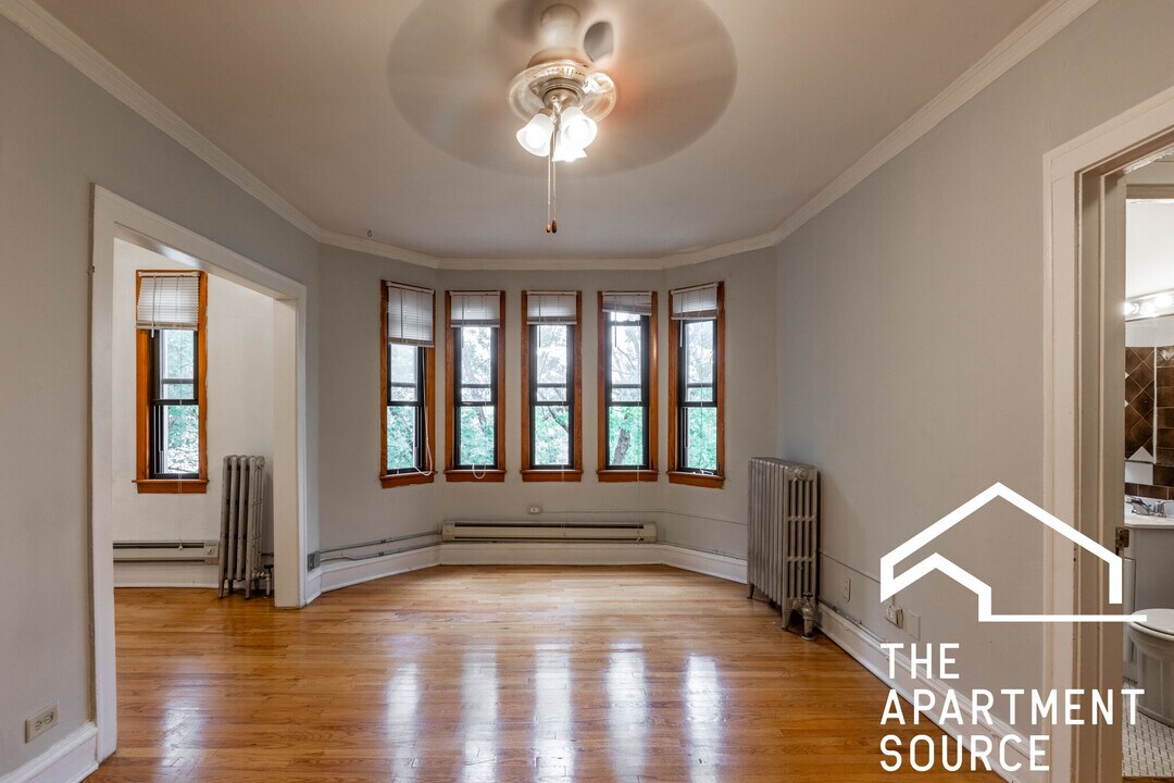 4631 N Paulina St in Chicago, IL - Building Photo