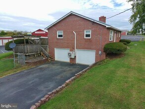 623 Kriner Rd in Chambersburg, PA - Building Photo - Building Photo