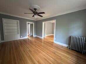 5935 N Paulina St, Unit 3E in Chicago, IL - Building Photo - Building Photo