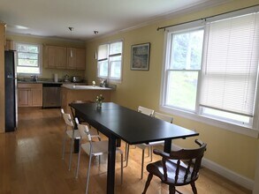 1593 Centre St in Boston, MA - Building Photo - Building Photo
