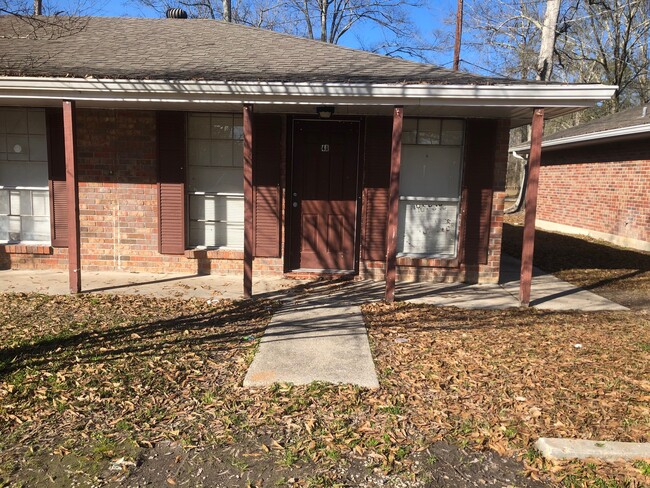 property at 45147 Durbin Rd