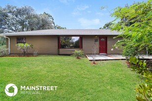 555 La Veta Dr in Melbourne, FL - Building Photo