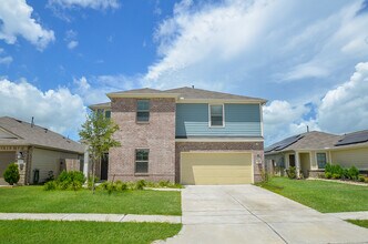 2511 Shining Spur Ct in Alvin, TX - Foto de edificio - Building Photo