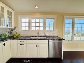 2839 Carob St in Newport Beach, CA - Building Photo - Building Photo