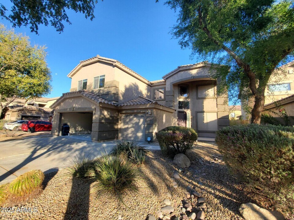 432 W Pelican Dr in Chandler, AZ - Building Photo