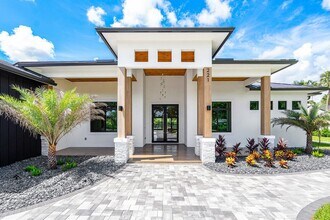 221 Milestone Way in West Palm Beach, FL - Building Photo - Building Photo