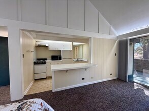 130 Fairway Ave, Unit 123 in Southern Pines, NC - Building Photo - Building Photo