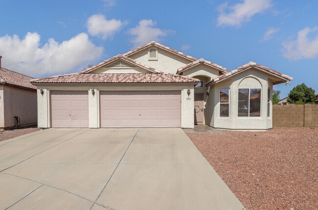 property at 2921 River Creek Pl