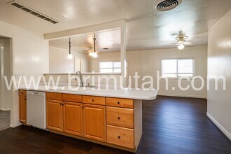 3738 S 700 E in South Salt Lake, UT - Building Photo - Building Photo