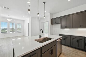 913 Janwood Dr in Plano, TX - Building Photo - Building Photo