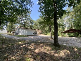 18601 Honeysuckle Ln in Little Rock, AR - Building Photo