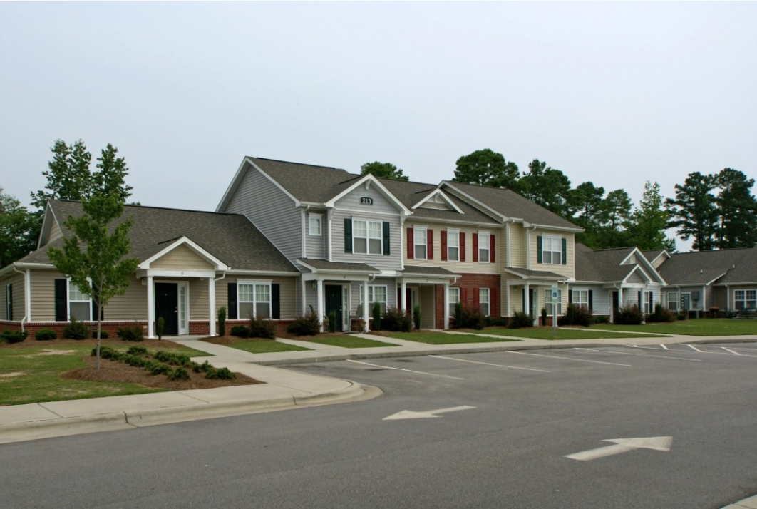 Ashebrooke Apartments in Goldsboro, NC - Building Photo