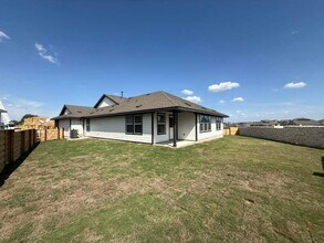 100 Dreyer in Kyle, TX - Building Photo - Building Photo