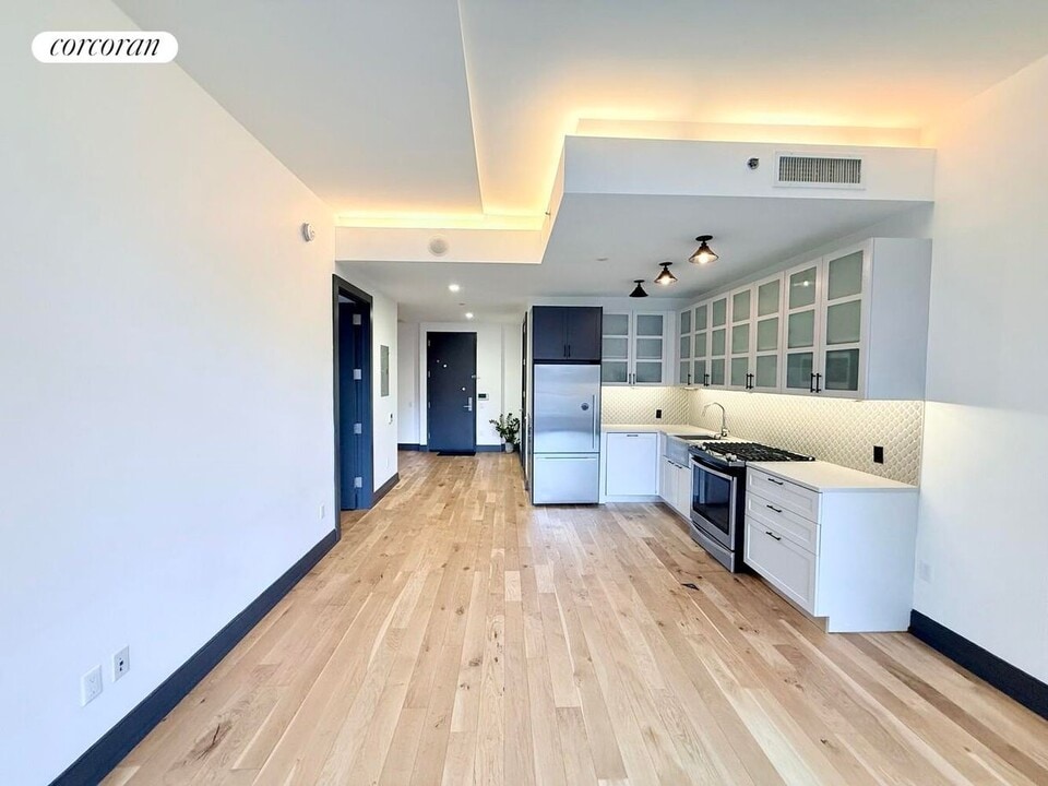 10 Montieth St in Brooklyn, NY - Building Photo