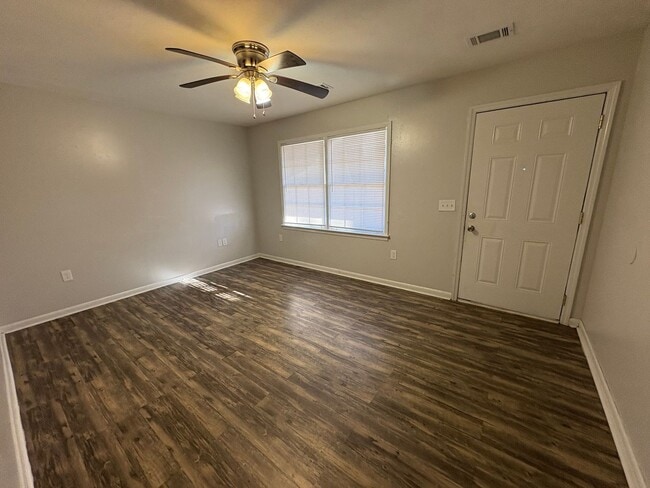 406 Russell Pkwy in Warner Robins, GA - Building Photo - Building Photo