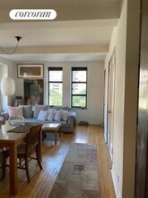 410 W 24th St in New York, NY - Building Photo - Building Photo
