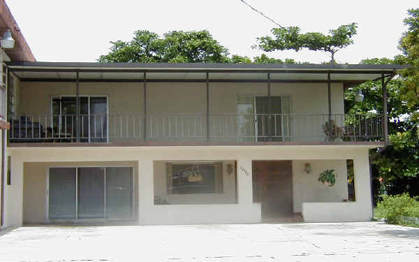 3099 NW 16th St in Miami, FL - Building Photo