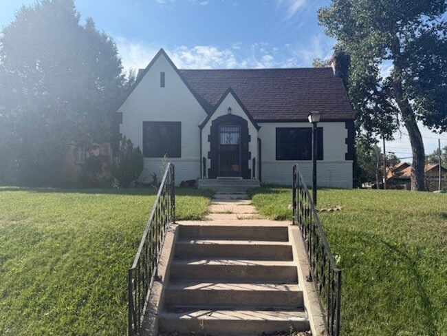 property at 321 W 1st Ave