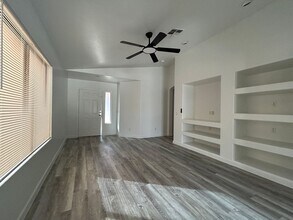 417 S 125th Ave in Avondale, AZ - Building Photo - Building Photo