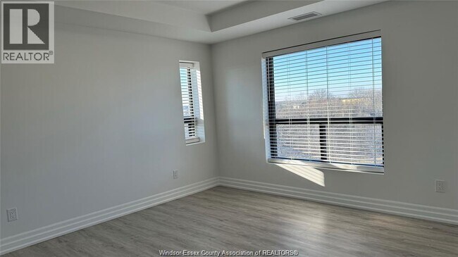 3340 Stella Crescent in Windsor, ON - Building Photo - Building Photo