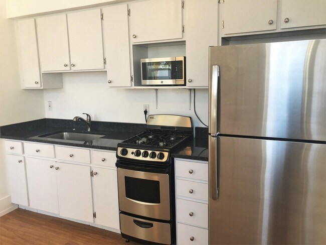 1309 Hidden Creek Ct-Unit -B in Salt Lake City, UT - Foto de edificio - Building Photo