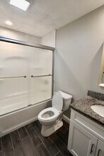 9 Dehon St, Unit 3 in Revere, MA - Building Photo - Building Photo