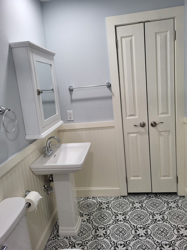 property at 1411 Godwin St