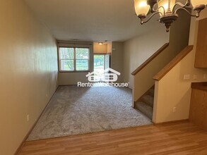 17058 Embers Ave in Farmington, MN - Building Photo - Building Photo