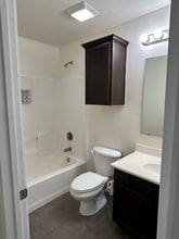 9404 Lamar Ave in Odessa, TX - Foto de edificio - Building Photo