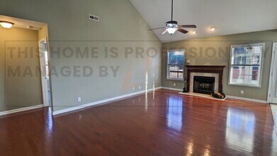 2780 Cascade Dr in Clarksville, TN - Building Photo - Building Photo