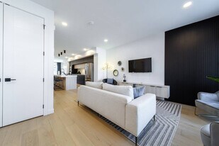 10749-10773 73 Ave NW, Unit SI ID1468026P in Edmonton, AB - Building Photo