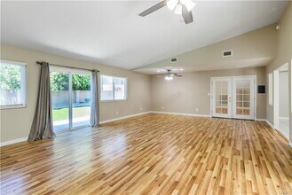 10611 Jordan Ave in Los Angeles, CA - Building Photo - Building Photo