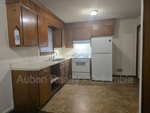 111 Selmun St in Columbia, SC - Building Photo - Building Photo