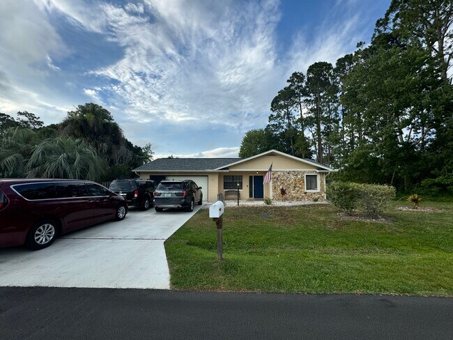 property at 21 Banner Ln