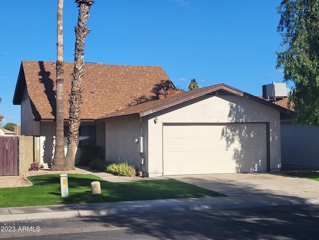 property at 10024 W Sells Dr